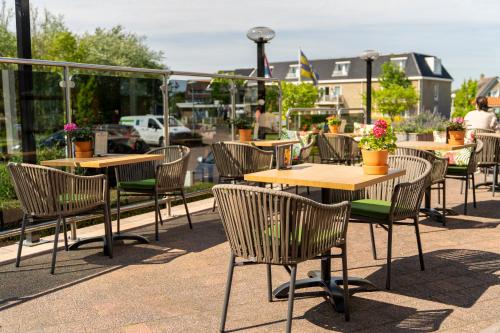 Hotel Amelandにあるレストランまたは飲食店