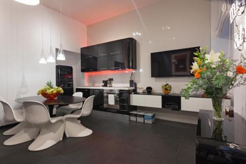 Home Holidays Rome - 3 deluxe apartments in Vatican area