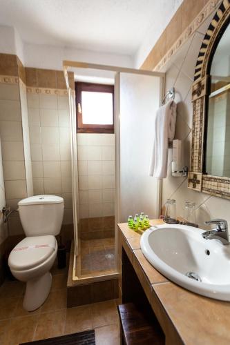 Un baño de La Moara Boutique Hotel