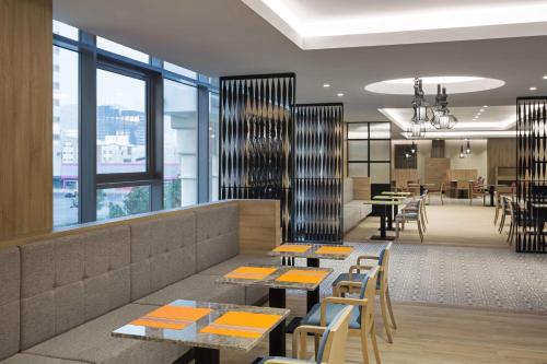 Park Inn by Radisson Makkah Aziziyahにあるシーティングエリア
