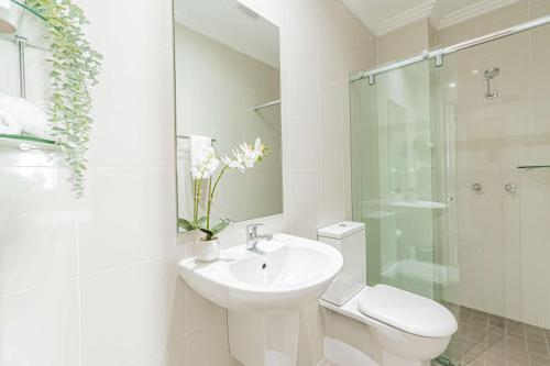 Un baño de Best Western Plus Camperdown Suites