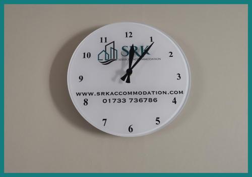 Φωτογραφία από το άλμπουμ του Private Spacious 2 Bedroom, 2 Bathroom & 2 Parking by Srk Accommodation σε Peterborough