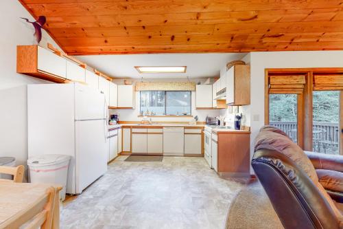 Arcata Townhouse – Photos 2