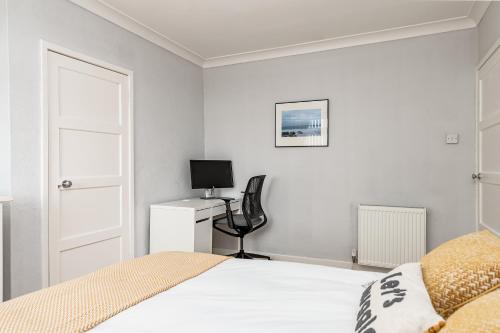 Ένα ή περισσότερα κρεβάτια σε δωμάτιο στο Balmoral Residence 30 mins from Edinburgh and Glasgow