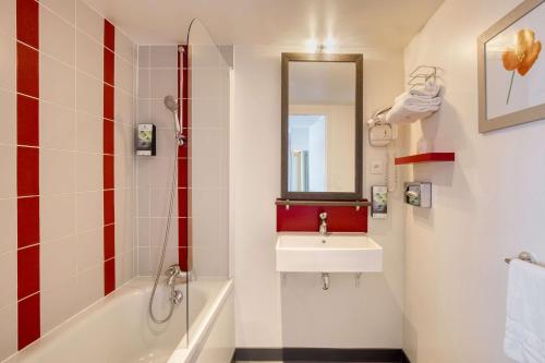 Gallery image of Sure Hotel by Best Western Nantes Saint-Herblain in Saint-Herblain