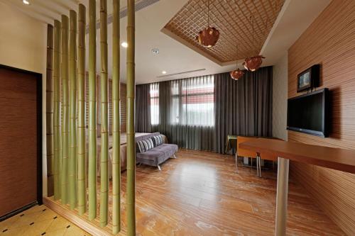 Gallery image of Zhi Da Craft Service Guest House in Caotun