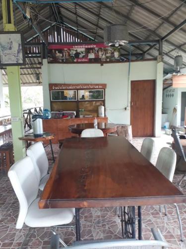 Φωτογραφία από το άλμπουμ του เพชร การ์เด้น -Phet Garden Resort, Nakhonthai 1 σε Ban Pa Wai