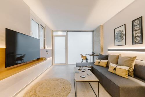 Manolis Loft Apartment, Rhodes Town