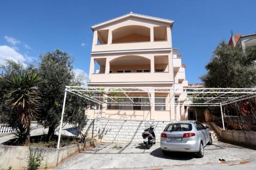 Apartment in Okrug Gornji with sea view, terrace, air conditioning, WiFi 5059-2