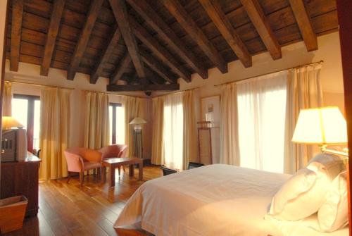 Gallery image of Hotel El Rancho in Segovia