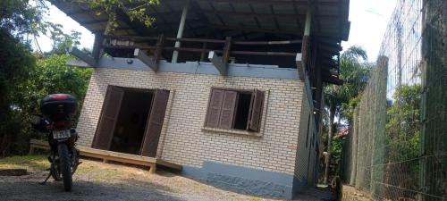 Casa no Rosa Caminho do Rei
