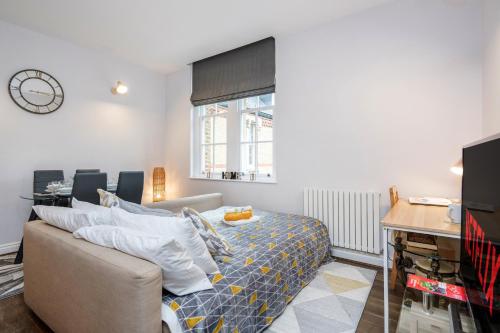 MPL Apartments - Watford The Junction Short-Term Rentals - 2bed-FREE PARKING