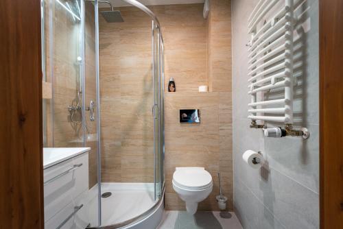 Koupelna v ubytování Apartament Spokoloko Kurort Kozubnik Uroczysko Wilka