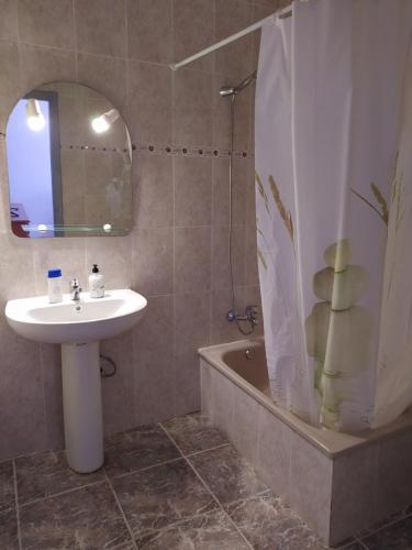 Kylpyhuone majoituspaikassa Casa Érika Tarajalejo C