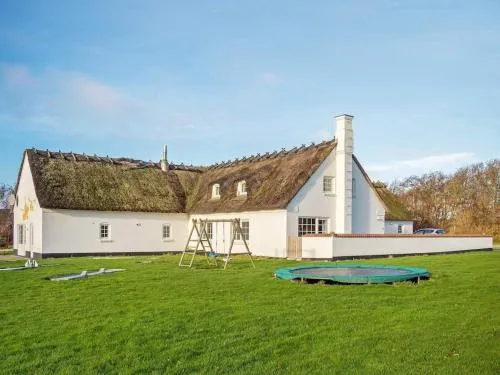 Heritage Holiday Home in Vinderup with Sauna picture