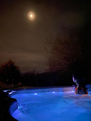 Fotografie z fotogalerie ubytování Villa med jacuzzi og nydelig utsikt v destinaci Gravdal