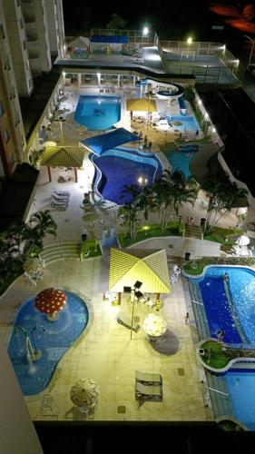 Bazén v ubytování 905B -Residencial Privé das Thermas I- nebo v jeho okolí