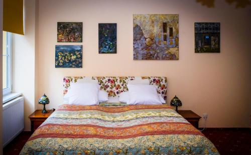 Postel nebo postele na pokoji v ubytování Altwienerhof Boutique Hotel