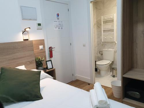 Koupelna v ubytování Norte Oviedo Rooms Madrid
