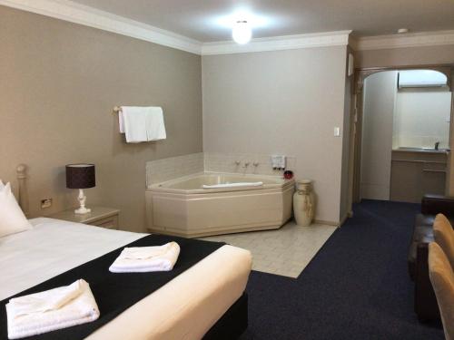Ένα μπάνιο στο Heritage Motor Inn Goulburn