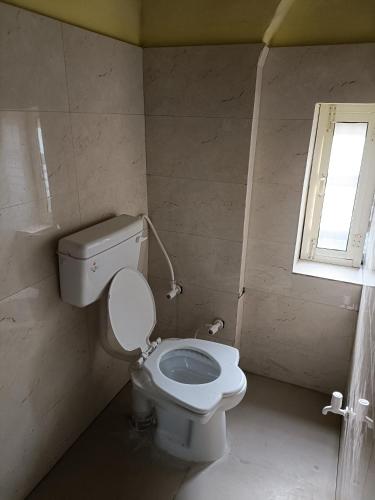 Un baño de Bhargava Ashram