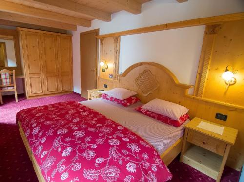 Gallery image of Cesa Farinol in Canazei