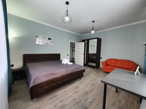 Кровать или кровати в номере Park & Pedestrian zone apartment for4