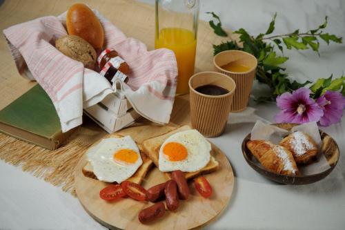Options de petit-déjeuner proposées aux clients de l'établissement Athens Panorama Project