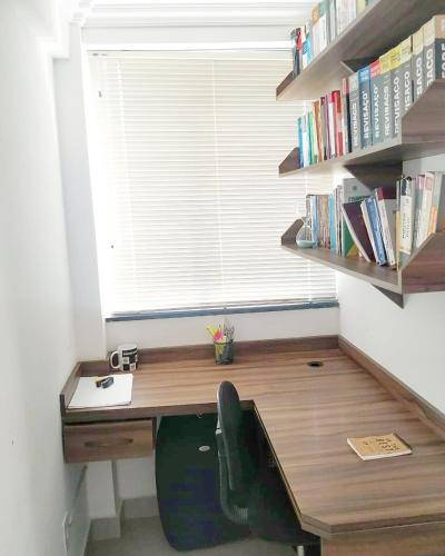 Perpustakaan di rumah percutian