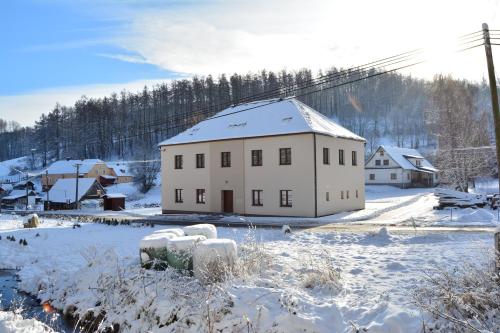 Fotografia z galérie ubytovania Penzion Staré Purkartice v destinácii Hošťálkovy