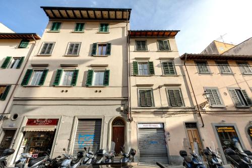 Corinne Apartment by Mamo Florence