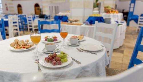 Gallery image of Perla Del Golfo Resort in Terrasini