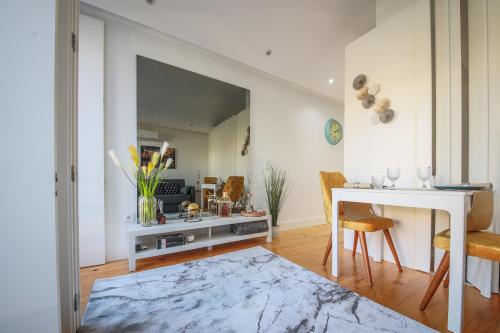 Sunshine Apartment