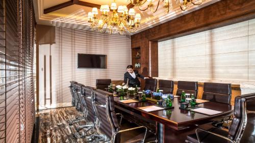 Μια τηλεόραση ή/και κέντρο ψυχαγωγίας στο InterContinental Chengdu Global Center by IHG