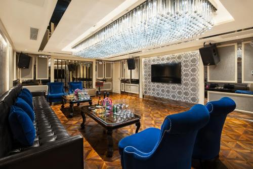 Χώρος καθιστικού στο InterContinental Chengdu Global Center by IHG
