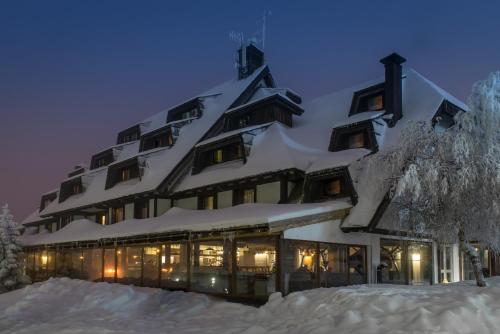 L'établissement Hotel Club A Kopaonik en hiver