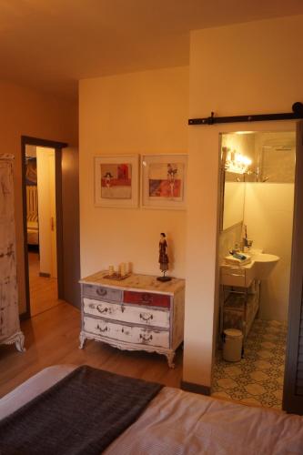 Posteľ alebo postele v izbe v ubytovaní Apartamento con encanto l'Estany 2