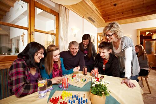 Jugend- und Familienhotel Venedigerhofの宿泊客