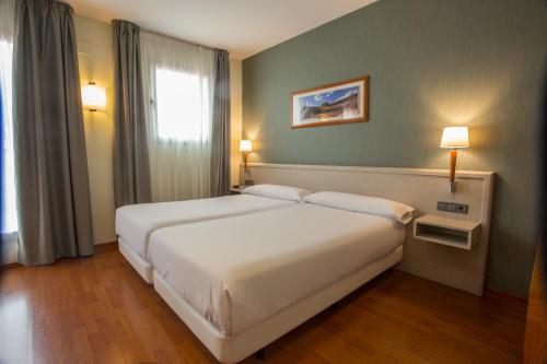 Hotel Checkin Alaquàs, Alaquas, Spain - Booking.com