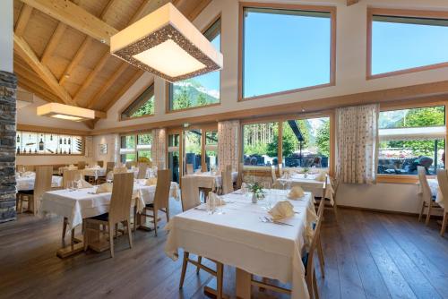 Restaurace v ubytování Alpenresort Eienwäldli Camping