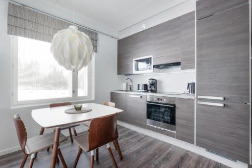 
Ett kök eller pentry på Hotel Vuokatti Suites Apartments
