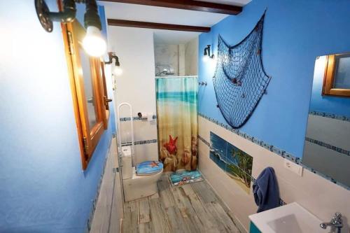 Foto dalla galleria di Casa ideal para familias con patio y 3 baños a Valencia