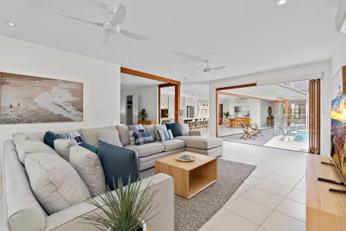Gallery image of Bird of Paradise Holiday Home with Heated Pool in Palm Cove
