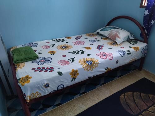 Katil atau katil-katil dalam bilik di Yatida Homestay - Guest House Port Dickson