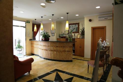 Fuajee või vastuvõtt majutusasutuses Hotel Tio Felipe