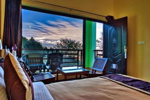 Gallery image of Himalaya Darshan Resort in Kausani