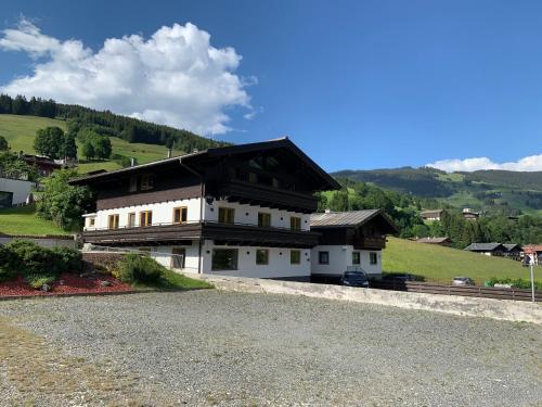 Glemm Lodge Apartments - JOKER CARD im Sommer inklusive