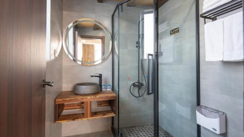 Ένα μπάνιο στο Floral Hotel Banxia Jiuhuashan Transfer Center