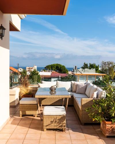 Coastline maisonette near Athens Airport and Rafina Port