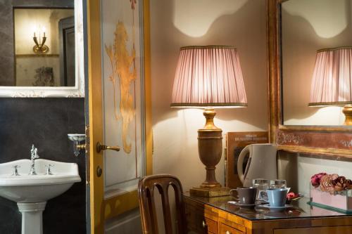 Gallery image of Il Marzocco Boutique B&B in Florence
